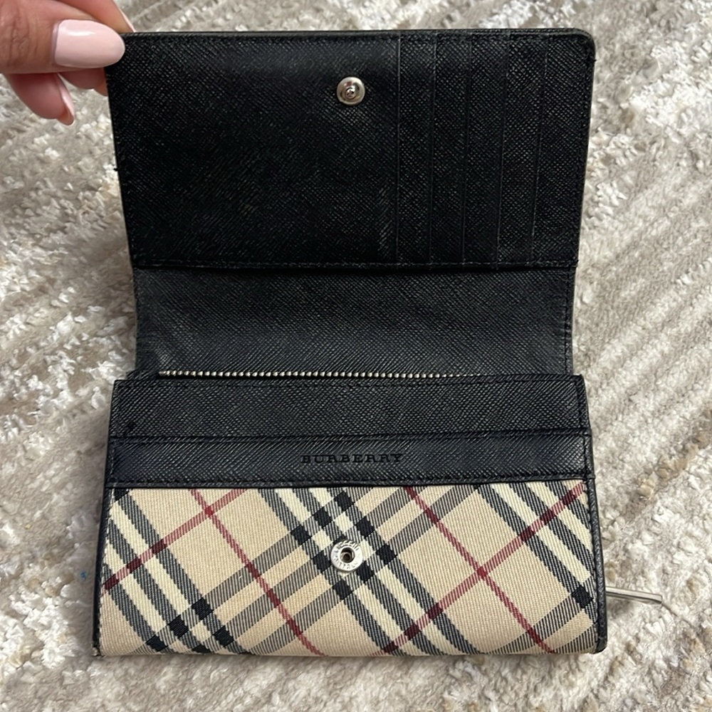 Burberry Plaid Wallet with Black Leather Trim - Picture 2 of 7